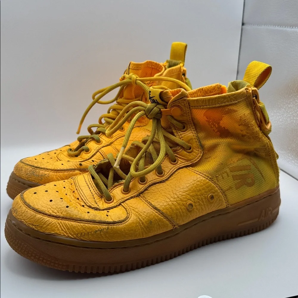 Nike Air Force 1 Laser Orange Sneakers Sz 6.5Y‎ EUR 39